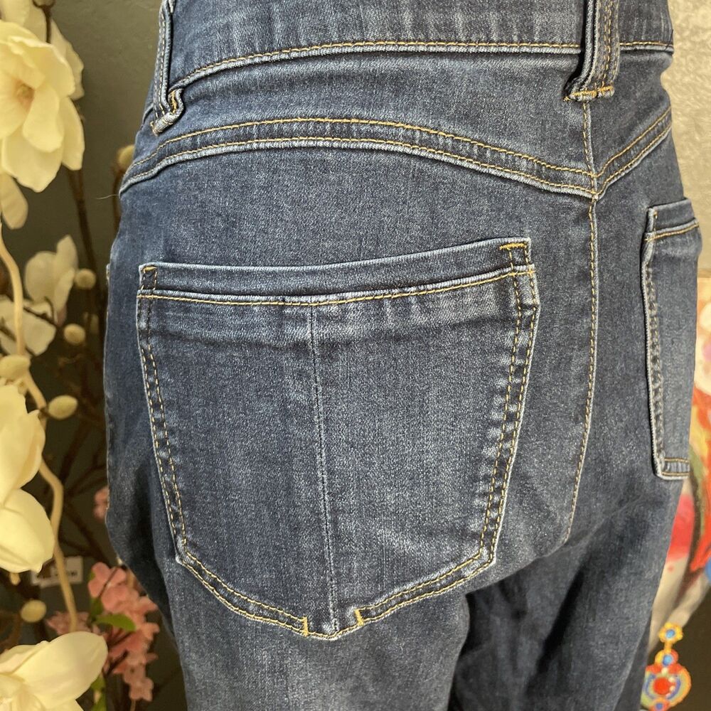 Democracy "Ab"solution Itty Bitty Bootcut Blue Jeans Women's 10 Whiskers Stretch - Picture 10 of 12